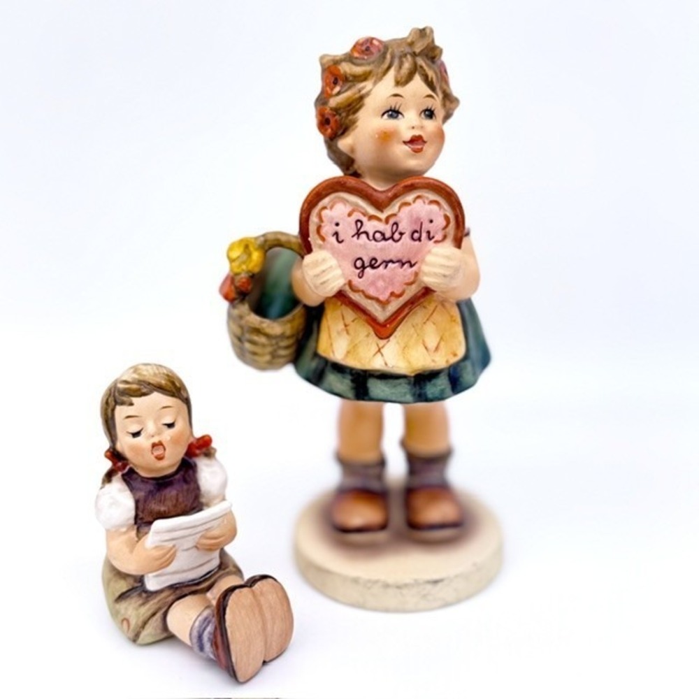 Goebel Hummel Valentine Figurines #387 #389 Set of 2 Girls Club Special Edition
